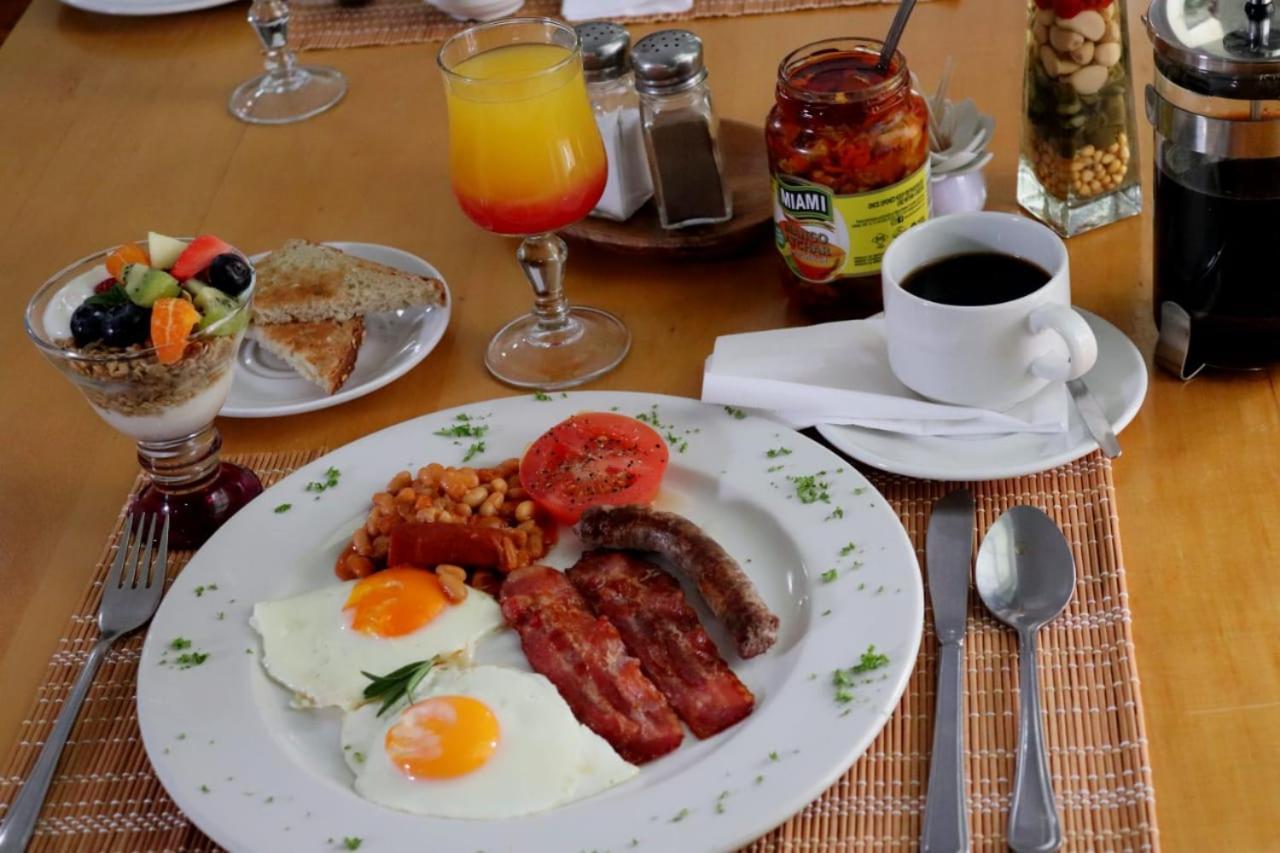 Adley House Bed & Breakfast Oudtshoorn Bagian luar foto