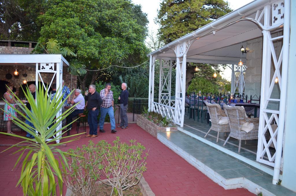 Adley House Bed & Breakfast Oudtshoorn Bagian luar foto