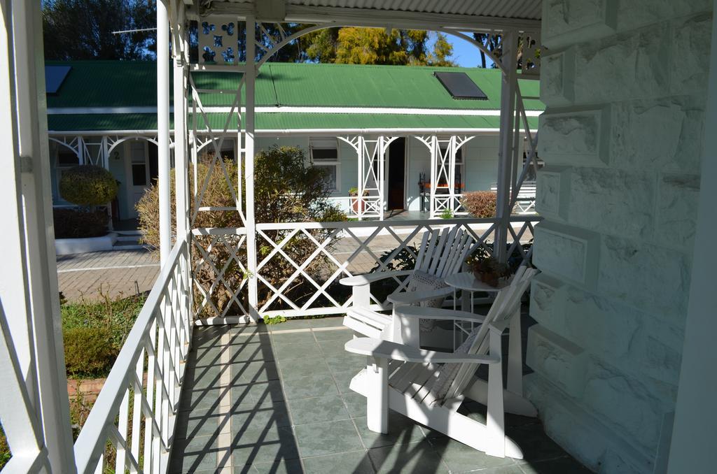 Adley House Bed & Breakfast Oudtshoorn Bagian luar foto
