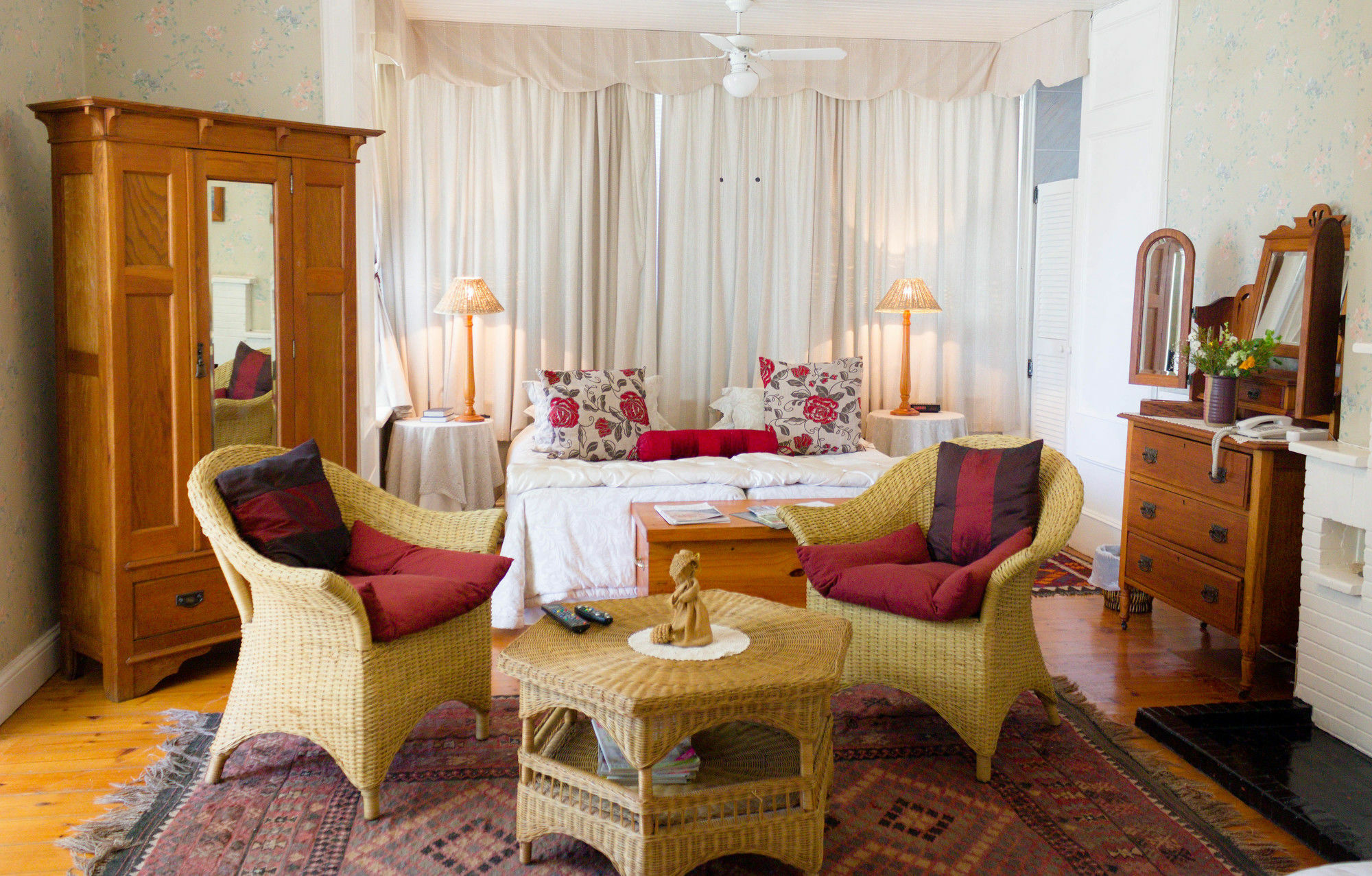 Adley House Bed & Breakfast Oudtshoorn Bagian luar foto